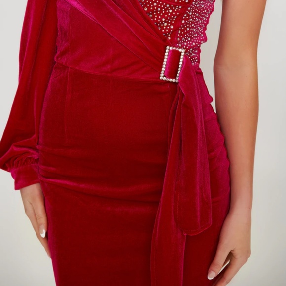 Enchanted Fuchsia Velvet one shoulder mini Dress, similar to House of CB Style - Picture 6 of 8